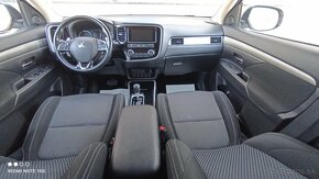 Mitsubishi Outlander 2,2 DI-D  4WD  A/T EDITION 100  7M - 7