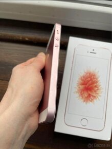 iPhone SE 32 GB - 7