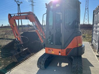 Hitachi ZX 30U-2 - 7