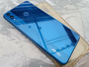 Mobilní telefon Honor 8X / 4GB / 64GB Dual-SIM / Octa core - 7