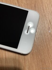 iPhone SE 16GB Silver - 7