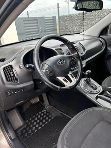 KIA Sportage 2.0 CRDi 4x4 - 7