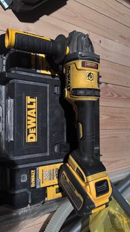 Dewalt sada flexa + skrutkovač DCK2055T2T - 7