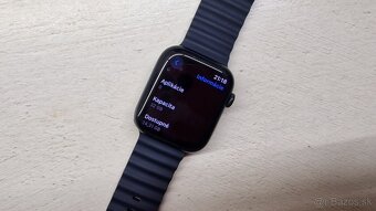 Apple Watch 7 black 45mm - zachovalé - 7