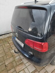 Volkswagen Touran 2012, 1.6 - 7