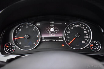 Volkswagen Touareg 3.0TDi V6 4x4 Tiptronic LED Navi - 7