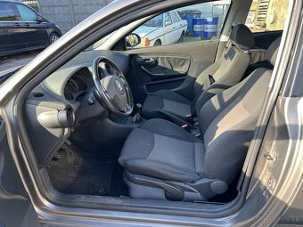 Seat Ibiza 1.4 TDi Sport 75k manuál - 7