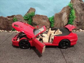 Prodám model 1:18 Ferrari 456gt cabrio - 7