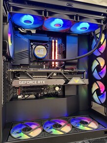 ⭐️ Ryzen 7 7800x3D, RTX 4090 24GB, 64GB RAM, 4TB SSD, 1200W - 7