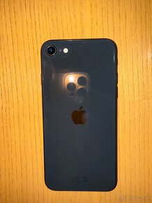 iPhone SE 64gb 2022 - 7