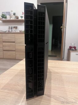 Playstation 4 + ovládač - 7