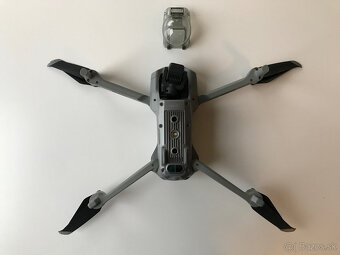 DJI Mavic Air 2 - Fly More Combo - 7