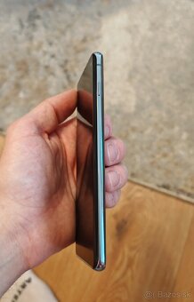 Samsung Galaxy s10  128GB/8GB Ram - 7