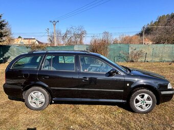 Škoda Octavia 1.6 Benzin - 7