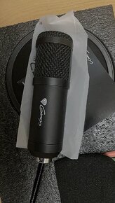 Predam mikrofon genesis radium 300 XLR - 7