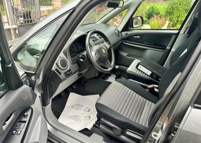 Suzuki SX4 1,6i , 4x4 Top stav naj.:62000 benzín manuál - 7