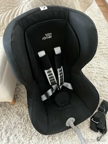 Predam autosedacku Britax Romer Duo Plus - Cierna - 7