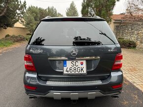 Predam Mercedes ML 550 AMG V8 .1.majiteľ - 7