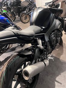 Yamaha MT 10 - 7