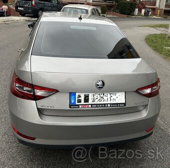 Škoda Superb 2.0 TDI Ambition - 7