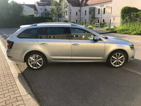 ŠKODA OCTAVIA COMBI STYLE 2,0 TDI 110KW DSG - 7