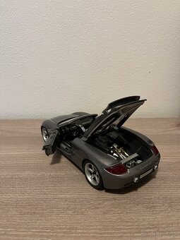 1:18 Porsche Carrera GT MAISTO PREMIERE EDITION - 7