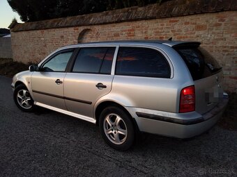 Škoda Octavia Combi - 7