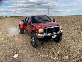 Ford F350 dually - double cab - 7