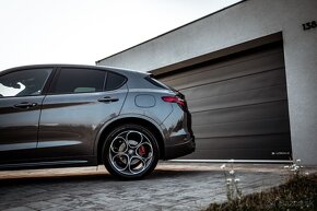 Alfa Romeo Stelvio Veloce - TOP zánovní stav - 7