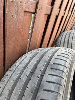 Pneu 225/45R18 a 255/40R18 - 7