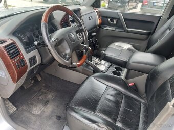 Mitsubishi Pajero 3.2 DI-D GLS A/T koa - 7