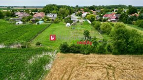 Na predaj stavebný pozemok o rozlohe 2 158 m² v obci Holice - 7