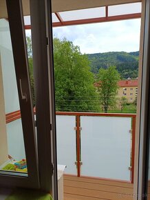 2.izbový ,zariadený  byt s balkónom na ulici,SNP v Gelnici. - 7