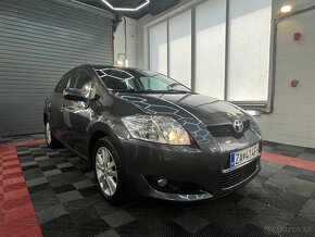 Toyota Auris 2.0 I D-4D 125 Sol - 7