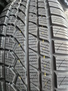 Zimné pneu 225/55R17 Toyo nové - 7