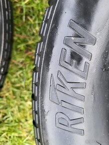 Zimné pneu 215/60 R16 - 7