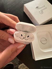 Apple Airpods (2.generacia) ešte v záruke- 85 eur - 7