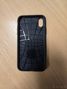 IPHONE XR VO VEĽMI PEKNOM STAVE - 7