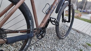 Horský bicykel Amulet Shift 3.0 Shimano deore - 7