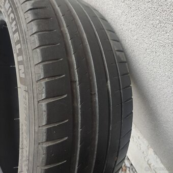 Michelin Pilot Sport 4 225/45 R17 - 7