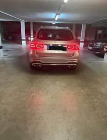 Predám  Mercedes  GLC 300 e  4Matic - 7