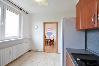 PRENÁJOM, 4-izbový byt, 101 m2, Poprad-Matejovce, Ul. Allend - 7