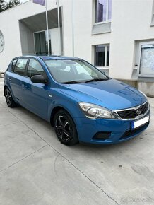 Kia Ceed 1.4 16V nová STK/Ek 136000km - 7