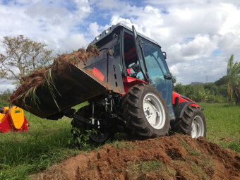 Malotraktor AGT 960 R - otočné pracovisko, 50 HP - 7