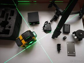 4D LASER NIVELÁK PLUS STATÍV 1,2 M - 7