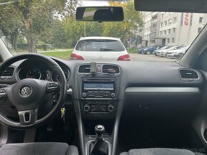 Volkswagen Golf 1.6 TDi - 7