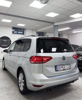 Volkswagen Touran 2.0TDI 103Kw DSG/Tažne - 7