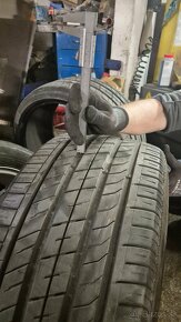 285/30 R20 Nexen - 7