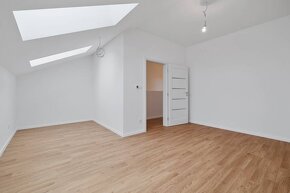 BabonyTRE/ PREDAJ 4-izbový dom, pozemok 288,5 m2, Lehnice, o - 7