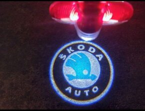 LED projektory s logom ŠKODA a VW. - 7